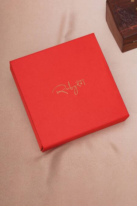 Ruby Raang Gold Plated Imitation Diamonds Helix Kundan Choker With Studs at Aza Fashions Ruby Raang_Gold Plated Imitation Diamonds Helix Kundan Choker With Studs _at_Aza_Fashions