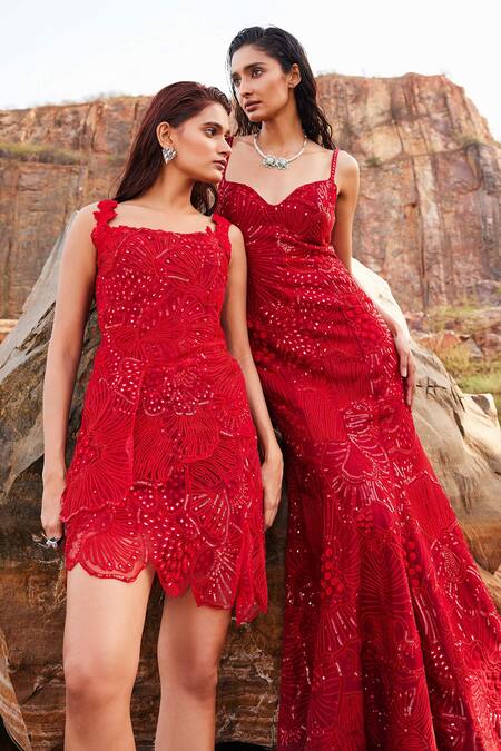 Shop_Mishru_Red Organza, Tulle Sequins Sweetheart Neck Celina Embroidered Gown With Cape _Online_at_Aza_Fashions