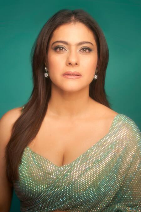 Buy_Itrh_Green Net Embroidery, Gleaming Jewel Embellished Pre-stitched Saree With Blouse 