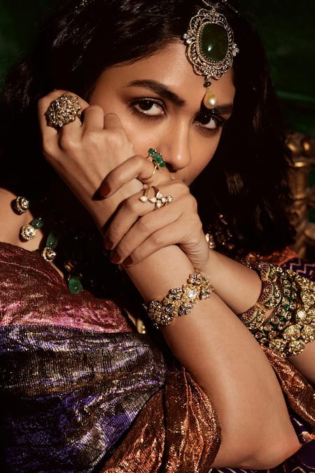 Shop_Itrh_Purple Chanderi Embroidery, Lace Plunge Neck Fanaa Godet Lehenga Set _at_Aza_Fashions