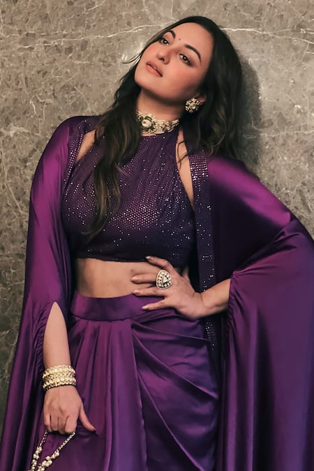Itrh Purple Net, Satin Crystals Halter Neck Embellished Border Cape And Skirt Set Online at Aza Fashions Itrh_Purple Net, Satin Crystals Halter Neck Embellished Border Cape And Skirt Set _Online_at_Aza_Fashions