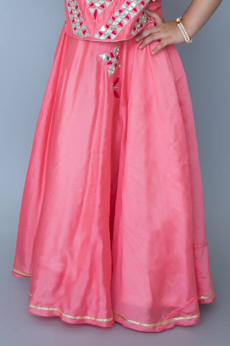 Shop MI Dulce AN'YA Coral Handloom Cotton, Chanderi, Silk Mirrors Embroidered Lehenga Set Online at Aza Fashions Shop_MI Dulce AN'YA_Coral Handloom Cotton, Chanderi, Silk Mirrors Embroidered Lehenga Set _Online_at_Aza_Fashions