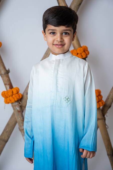 MI Dulce AN'YA Blue Handloom , Chanderi, Silk, Ombre Handwoven Kurta With Pant at Aza Fashions MI Dulce AN'YA_Blue Handloom , Chanderi, Silk, Ombre Handwoven Kurta With Pant _at_Aza_Fashions