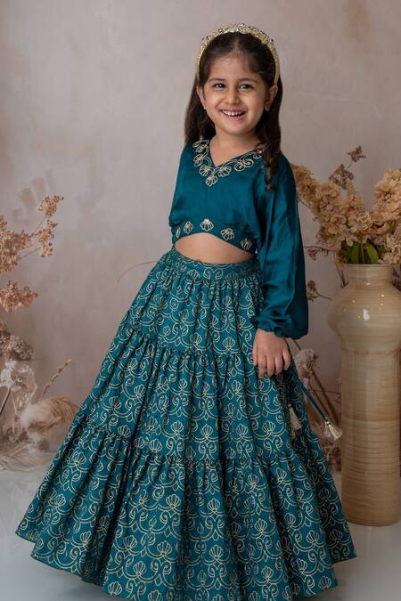 Shop MI Dulce AN'YA Green Handloom Cotton, Chanderi, Silk Handprinted Leaf Motif Tiered Lehenga Set Online at Aza Fashions Shop_MI Dulce AN'YA_Green Handloom Cotton, Chanderi, Silk Handprinted Leaf Motif Tiered Lehenga Set _Online_at_Aza_Fashions