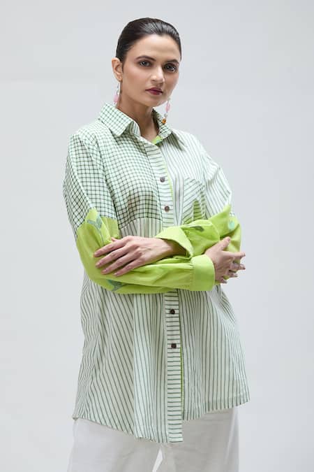 Ibai Green Handloom Cotton Collared Barbet Woven Shirt at Aza Fashions Ibai_Green Handloom Cotton Collared Barbet Woven Shirt _at_Aza_Fashions