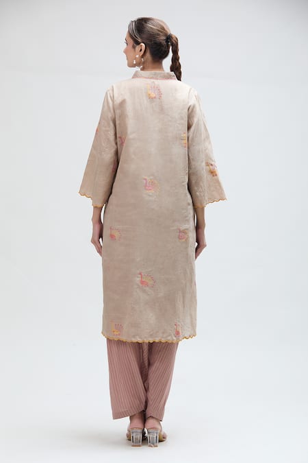Ibai Carolina Woven Kurta 