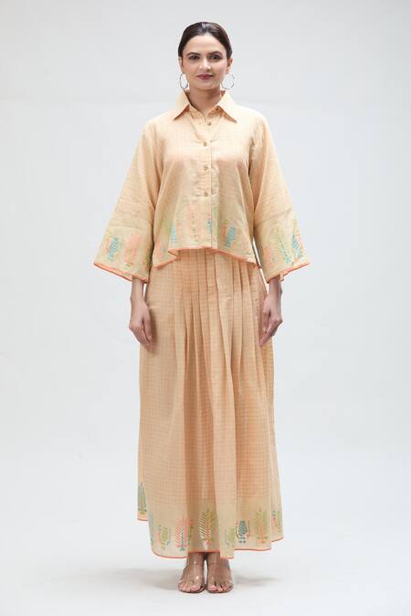 Buy Ibai Peach Handloom Cotton Embroidery Collared Love Bird Checkered Print Shirt Online at Aza Fashions Buy_Ibai_Peach Handloom Cotton Embroidery Collared Love Bird Checkered Print Shirt _Online_at_Aza_Fashions