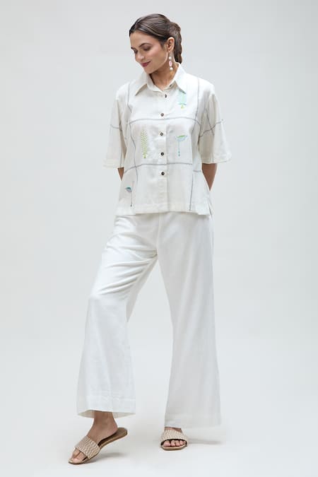 Ibai Dove Solid Flared Pant 