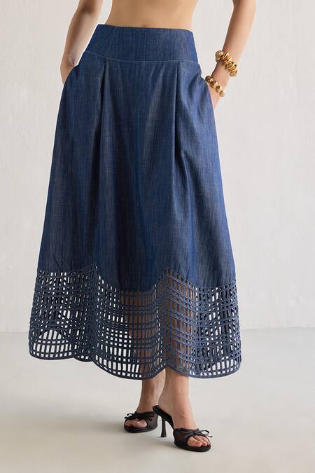 Buy Mellowdrama Blue Cotton Sweetheart Neck Smocked Hem Bralette And Skirt Set Online at Aza Fashions Buy_Mellowdrama_Blue Cotton Sweetheart Neck Smocked Hem Bralette And Skirt Set_Online_at_Aza_Fashions