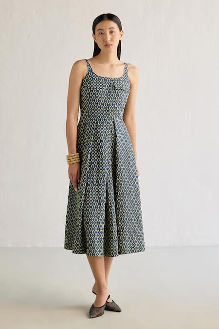 Mellowdrama Thread Embroidered Midi Dress 