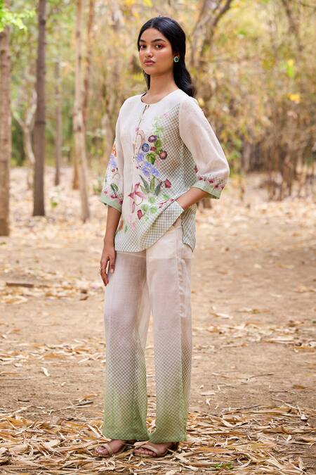 Pozruh By Aiman_Off White Linen, Velvet Embroidery Round Neck Aruba Floral Print Front Pleat Top _at_Aza_Fashions