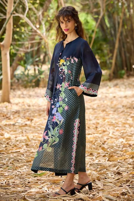 Shop_Pozruh By Aiman_Black Linen, Velvet Embroidery Round Neck Malibu Floral Print Bell Sleeve Kaftan _Online_at_Aza_Fashions
