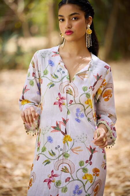 Buy_Pozruh By Aiman_Off White Hemp Embroidery, Beads Round Neck Lima Floral Print Straight Kaftan _Online_at_Aza_Fashions