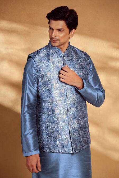 Aariyana Couture Gray Silk, Polyester Geometric Mosaic Bundi Kurta Set at Aza Fashions Aariyana Couture_Gray Silk, Polyester Geometric Mosaic Bundi Kurta Set _at_Aza_Fashions