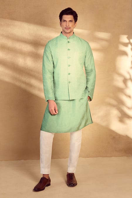 Alaya Advani Green Kurta And Bundi Silk Woven Geometric Set 