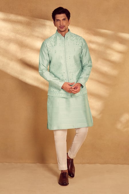 Alaya Advani Green Kurta And Bundi Silk Embroidered Floral Mirrorwork Set 