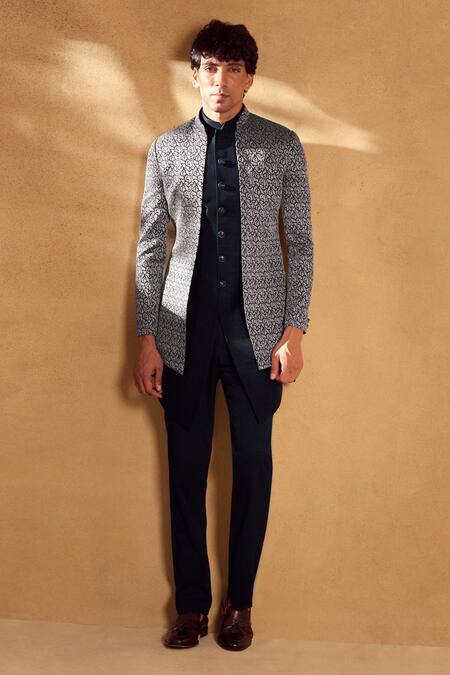 Buy_Aariyana Couture_Black Silk Embroidery Woven Floral Jacket Kurta Set