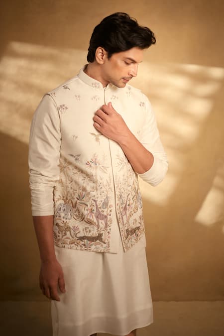 Shop_Aariyana Couture_Off White Silk, Polyester Stones, Embroidery Animal Threadwork Bundi Kurta Set 