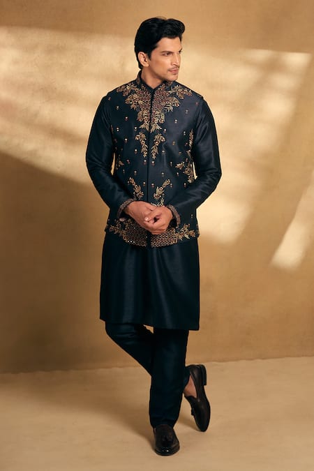 Alaya Advani Blue Kurta And Bundi Silk Embroidered Floral Blossom Set