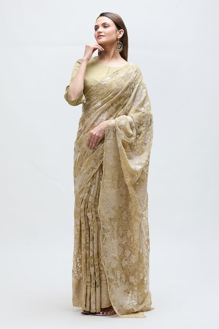 Buy_Nakita Singh_Cream Cotton, Silk Zari Round Neck Floral Embroidered Saree With Blouse