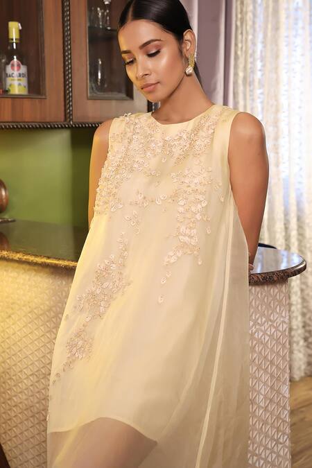 Seesa Cream Organza, Silk Embroidery Round Neck Bodice Double Layered Dress at Aza Fashions Seesa_Cream Organza, Silk Embroidery Round Neck Bodice Double Layered Dress _at_Aza_Fashions