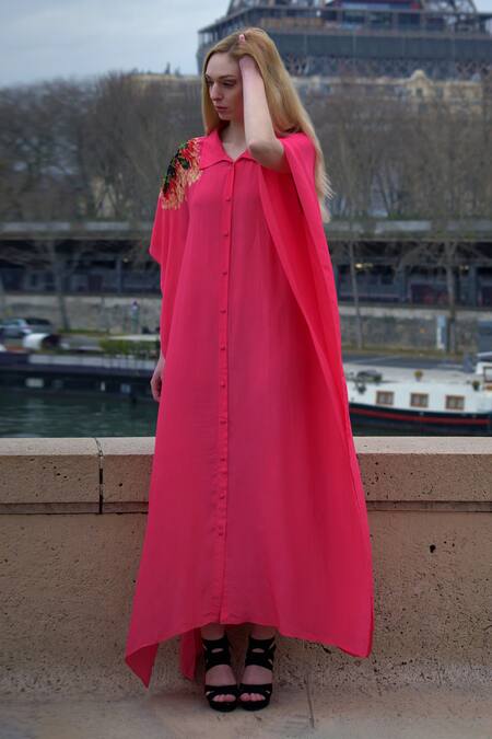 Seesa Pink Viscose, Crepe Beads, Applique Collared Placement Leaf Work Kaftan at Aza Fashions Seesa_Pink Viscose, Crepe Beads, Applique Collared Placement Leaf Work Kaftan _at_Aza_Fashions