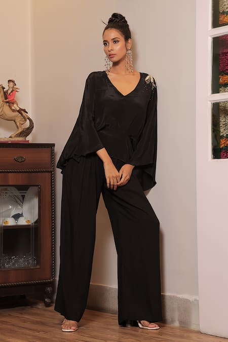 Seesa White Crepe Jackie Plain Straight Cut Trouser at Aza Fashions Seesa_White Crepe Jackie Plain Straight Cut Trouser_at_Aza_Fashions