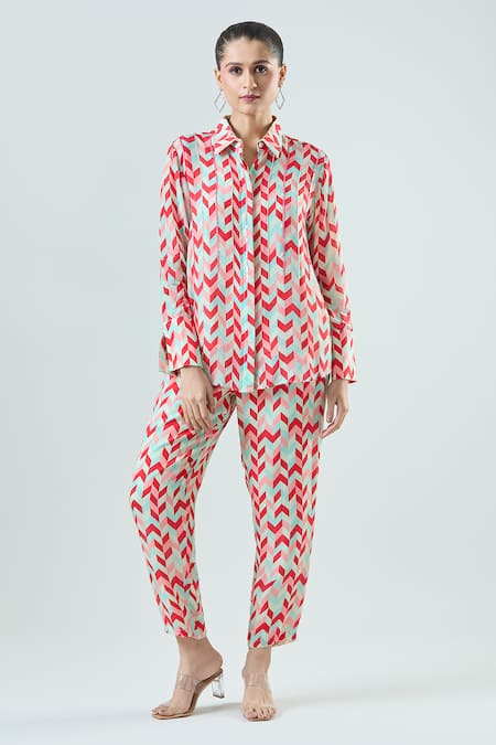 Seams Pret And Couture Coral Crepe Print Geometric Collar Aanya Geo Shirt With Pant 