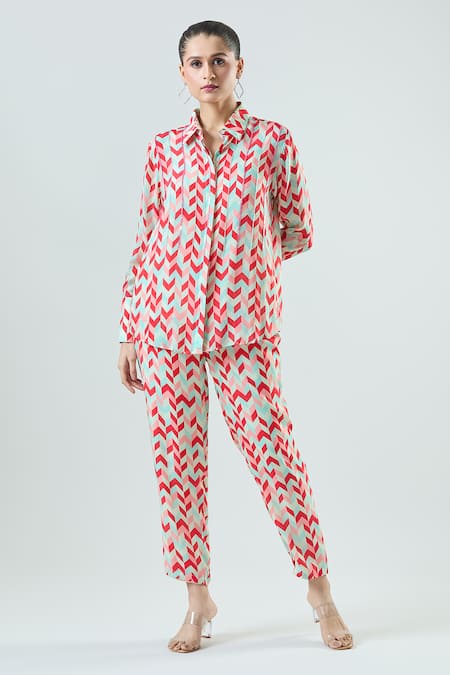 Buy Seams Pret And Couture Coral Crepe Print Geometric Collar Aanya Geo Shirt With Pant Online at Aza Fashions Buy_Seams Pret And Couture_Coral Crepe Print Geometric Collar Aanya Geo Shirt With Pant _Online_at_Aza_Fashions