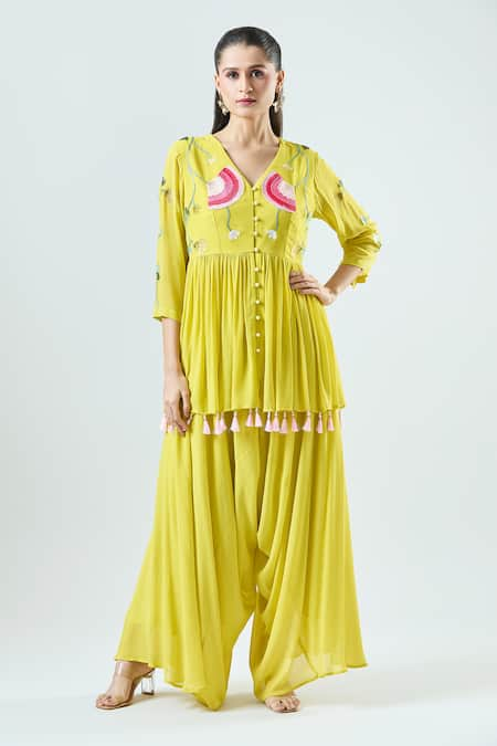 Seams Pret And Couture Aashvi Floral Embroidered Tunic With Pant 