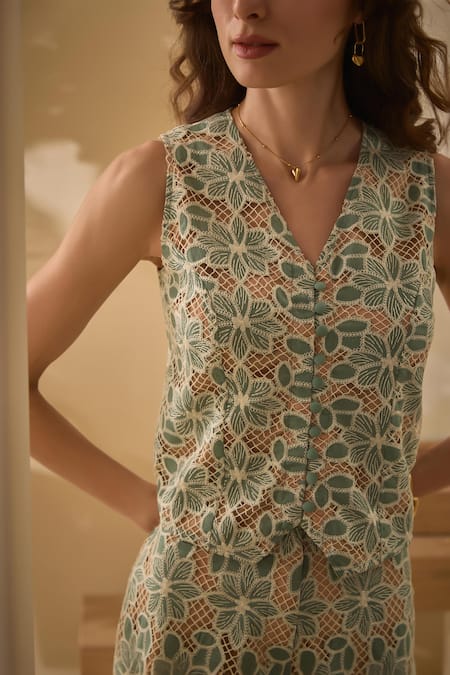 Buy_Label Deepika Nagpal_Green Cotton Embroidery, Lace V-neck Mesh Vest And Shorts Set 