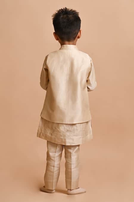 Mityan Floral Applique Bundi Kurta Set 