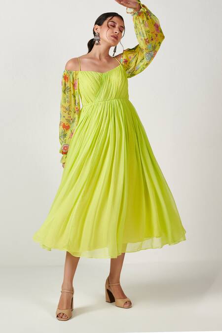 Blooming Threads_Green Georgette Square Neck Bagicha Polka Dot Print Cold Shoulder Midi Dress _Online_at_Aza_Fashions