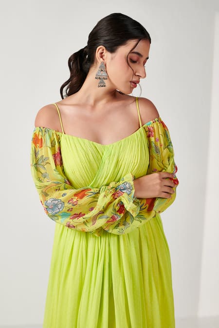 Buy_Blooming Threads_Green Georgette Square Neck Bagicha Polka Dot Print Cold Shoulder Midi Dress _Online_at_Aza_Fashions
