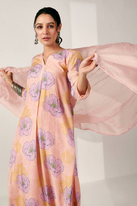 Buy_Blooming Threads_Pink Organza, Cotton, Silk Sequins V-neck Bagicha Blossom Print Kurta Pant Set _Online_at_Aza_Fashions