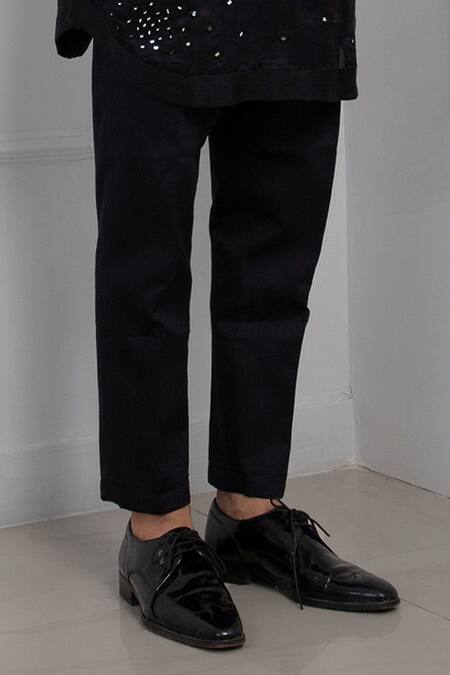 Buy_Smriti By Anju Agarwal_Black Silk, Cotton Mirrors Obsidian Embroidered Kurta With Pant _Online_at_Aza_Fashions