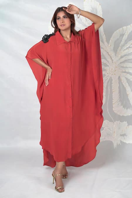 Buy Seesa Maroon Crepe Sequins Collared Ilana Floral Embroidered Kaftan Buy_Seesa_Maroon Crepe Sequins Collared Ilana Floral Embroidered Kaftan