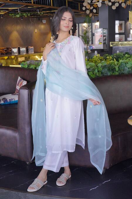 Myra Clothing Line Floral Embroidered Kurta Pant Set 