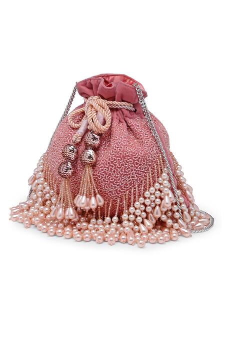 Buy_Bijoux By Priya Chandna_Pink Pearls Gulabo Velvet Tasselled Potli 