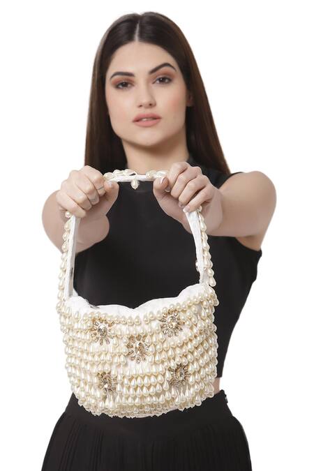 Bijoux By Priya Chandna White Pearls Velvet Tassel Button Up Potli Online at Aza Fashions Bijoux By Priya Chandna_White Pearls Velvet Tassel Button Up Potli _Online_at_Aza_Fashions