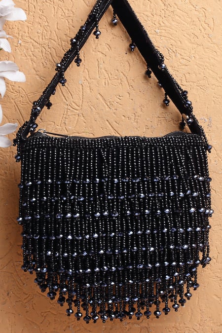 Shop Bijoux By Priya Chandna Black Pearls La Bolsa Velvet Tassel Button Up Potli at Aza Fashions Shop_Bijoux By Priya Chandna_Black Pearls La Bolsa Velvet Tassel Button Up Potli _at_Aza_Fashions
