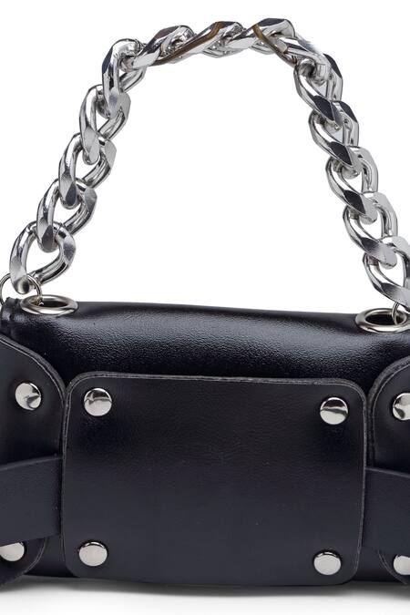 Bijoux By Priya Chandna Black Plain Bolsa Pequena Mini Belt Bag Online at Aza Fashions Bijoux By Priya Chandna_Black Plain Bolsa Pequena Mini Belt Bag _Online_at_Aza_Fashions