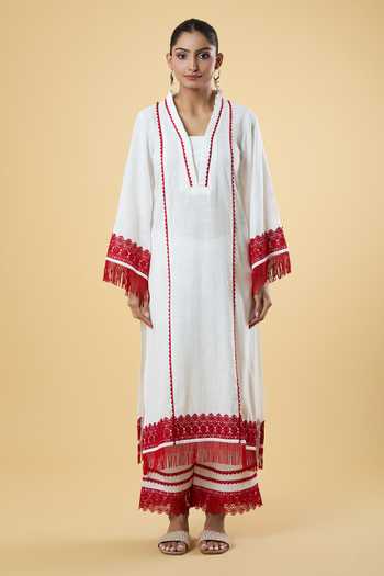 Samyukta Singhania White Cotton Embroidery V-neck Oorja Lace Embellished Kurta Set Online at Aza Fashions Samyukta Singhania_White Cotton Embroidery V-neck Oorja Lace Embellished Kurta Set _Online_at_Aza_Fashions