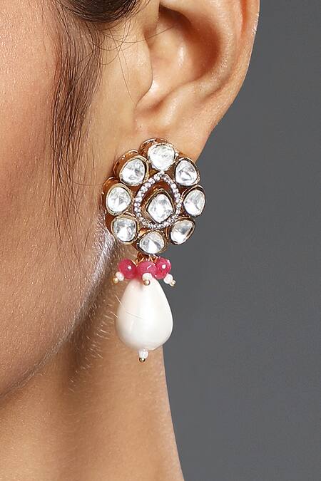 Shop HRISHA Multi Color Pearls, Stones Agate Embellished Pendant Necklace Set Online at Aza Fashions Shop_HRISHA_Multi Color Pearls, Stones Agate Embellished Pendant Necklace Set _Online_at_Aza_Fashions