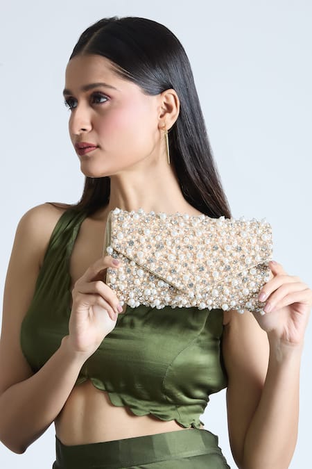 Tasna Glitzy Embroidered Clutch 