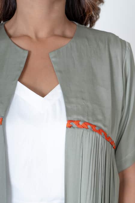 Neora By Nehal Chopra Green Bemberg Modal Silk Braided Lace Open Solid Pleated Cape Online at Aza Fashions Neora By Nehal Chopra_Green Bemberg Modal Silk Braided Lace Open Solid Pleated Cape _Online_at_Aza_Fashions