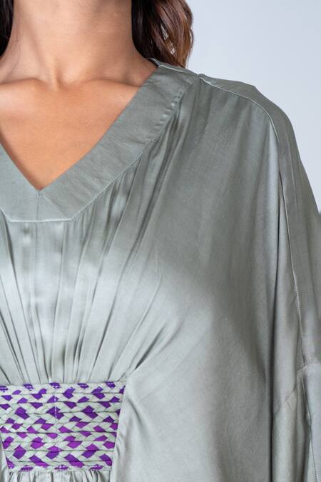 Neora By Nehal Chopra Green Bemberg Modal Silk Braided Lace V-neck Waist Kaftan With Pant Online at Aza Fashions Neora By Nehal Chopra_Green Bemberg Modal Silk Braided Lace V-neck Waist Kaftan With Pant _Online_at_Aza_Fashions