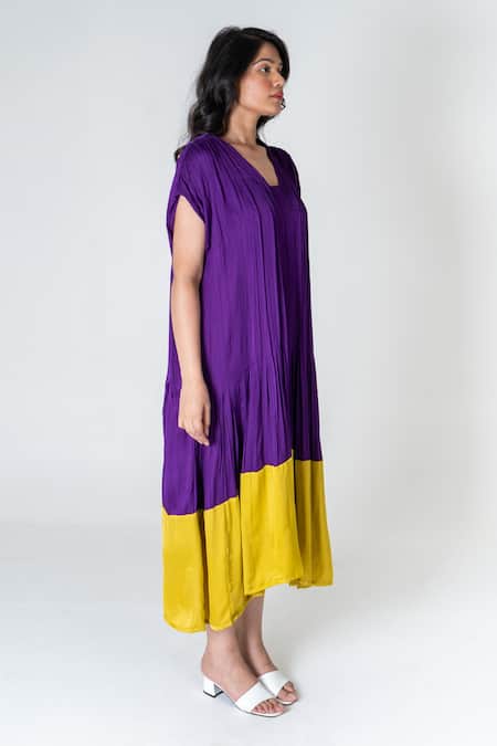 Neora By Nehal Chopra Purple Bemberg Modal Silk Colour Block Square Pleated Dress at Aza Fashions Neora By Nehal Chopra_Purple Bemberg Modal Silk Colour Block Square Pleated Dress _at_Aza_Fashions