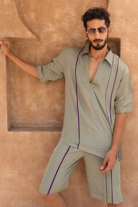 Neora By Nehal Chopra_Green Bemberg Modal Silk Plain Contrast Piping Detail T-shirt With Shorts _Online_at_Aza_Fashions