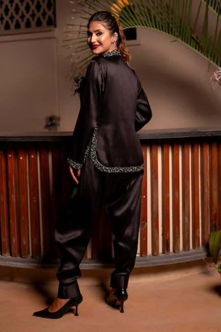 Label Anshu Khathuria Bead Embroidered Jacket With Pant 